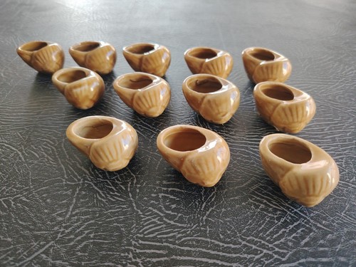 Lot 12 coquilles - 🟤,